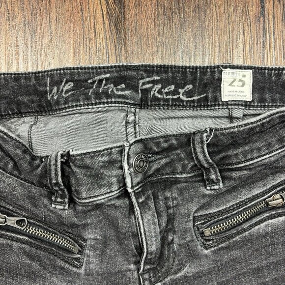 Free People We The Free Black Denim Jeans Zipper Accents Women's Size 25 - Picture 6 of 12